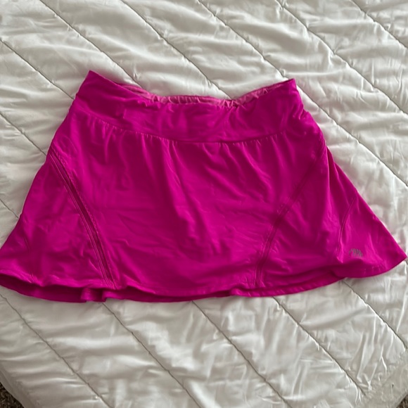 MPG Dresses & Skirts - MPG size medium athletic skirt